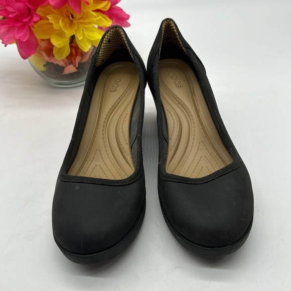 CROCS Black Wedge Lightweight Slip on Size 9 CR6496C - Picture 2 of 7